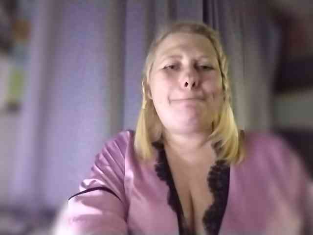 Kristina543210 webcam