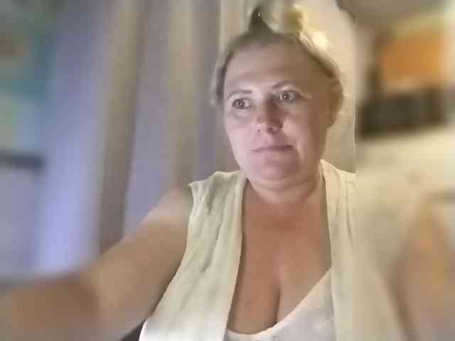 Kristina543210 webcam