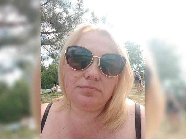 Kristina543210 webcam