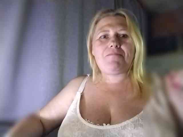 Kristina543210 webcam