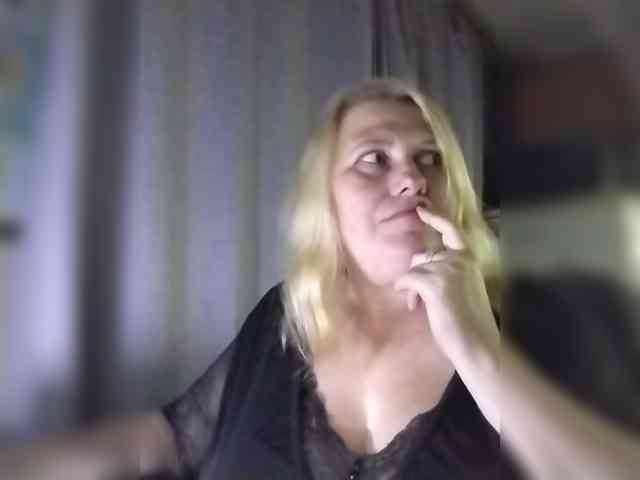 Kristina543210 webcam