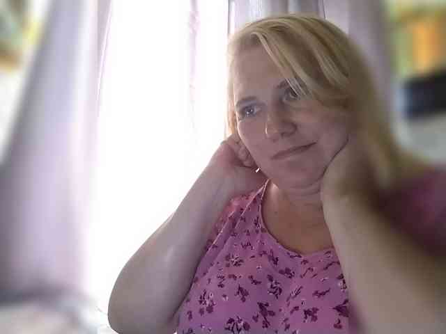 Kristina543210 webcam