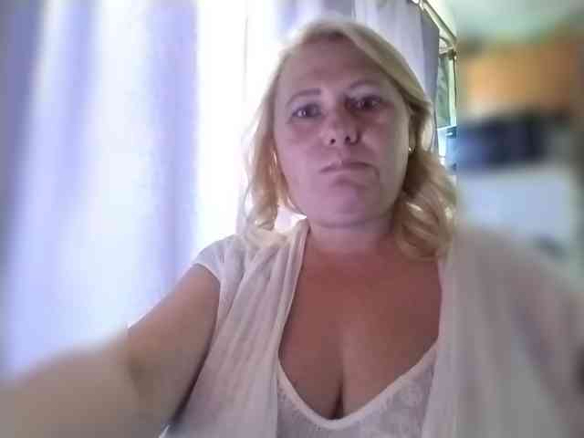 Kristina543210 webcam