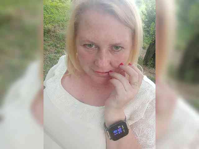 Kristina543210 webcam