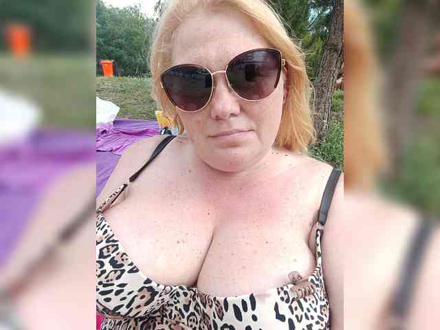 Kristina543210 webcam