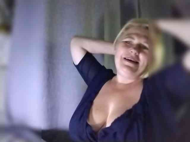 Kristina543210 webcam