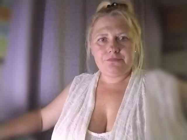Kristina543210 webcam