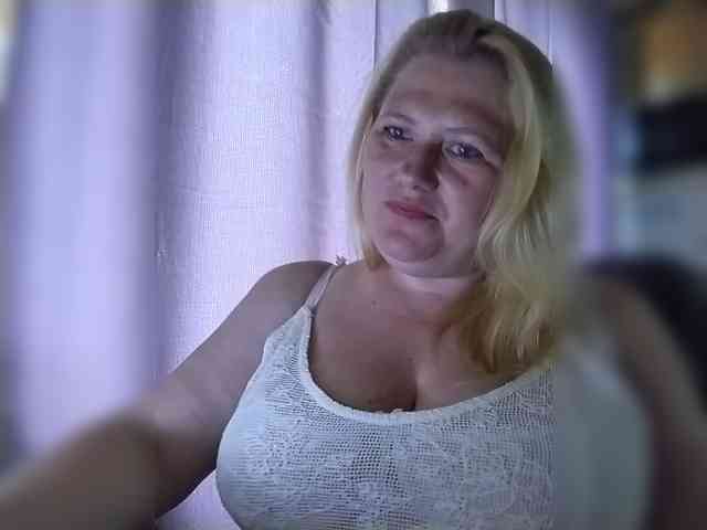 Kristina543210 webcam