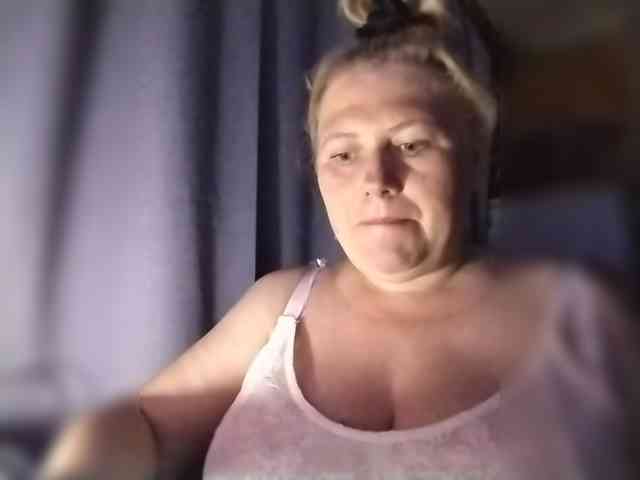 Kristina543210 webcam