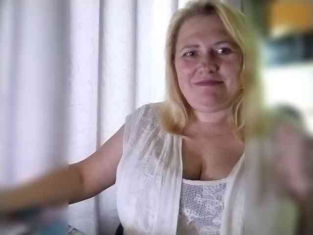 Kristina543210 webcam