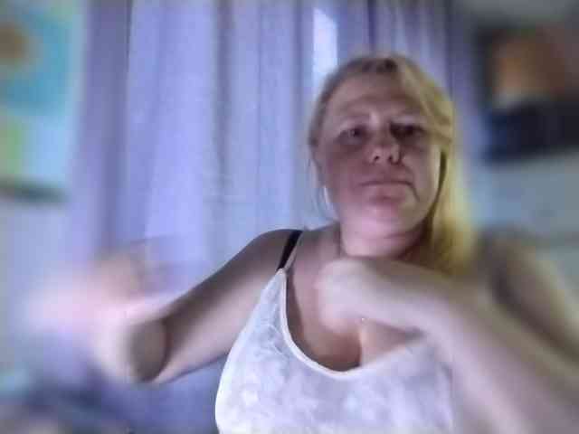 Kristina543210 webcam