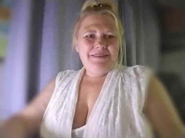 Kristina543210 webcam