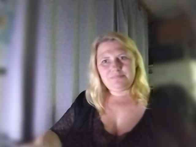 Kristina543210 webcam