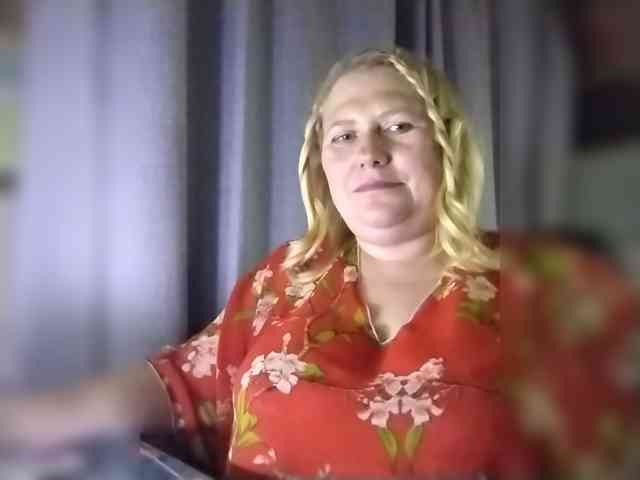 Kristina543210 webcam