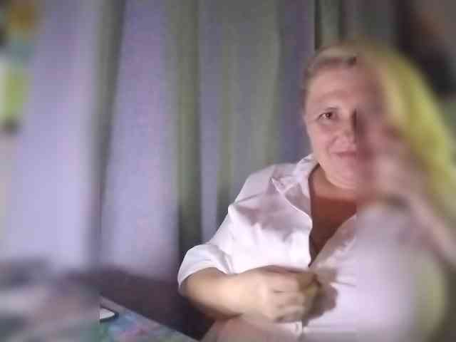 Kristina543210 webcam