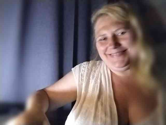 Kristina543210 webcam