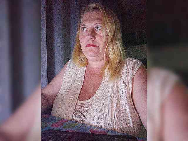 Kristina543210 webcam