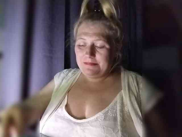 Kristina543210 webcam