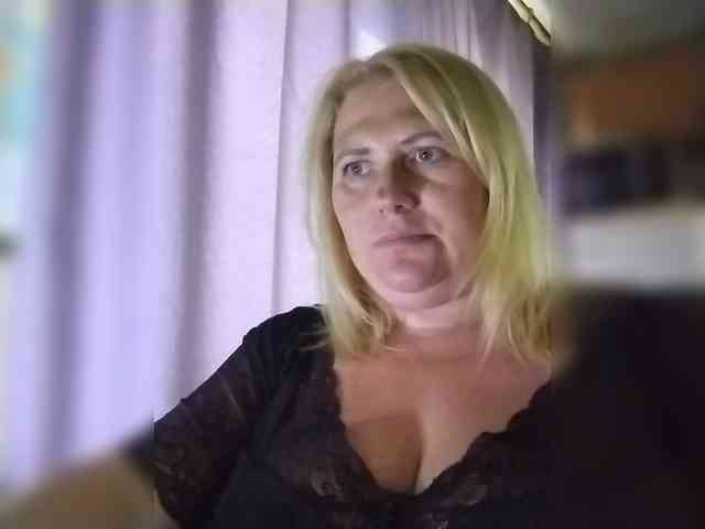 Kristina543210 webcam