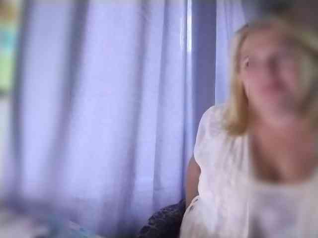 Kristina543210 webcam