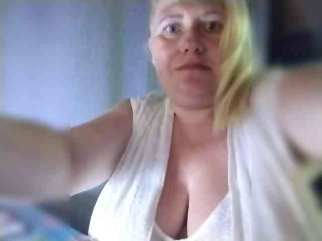 Kristina543210 webcam