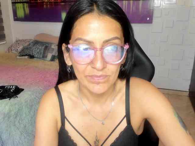 alma-blue webcam