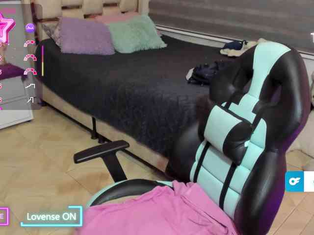 alma-blue webcam