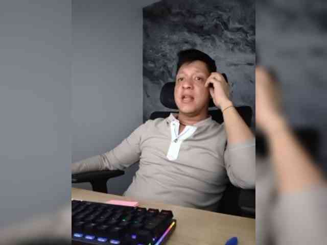 Thomas-v28 Sex Cam Show