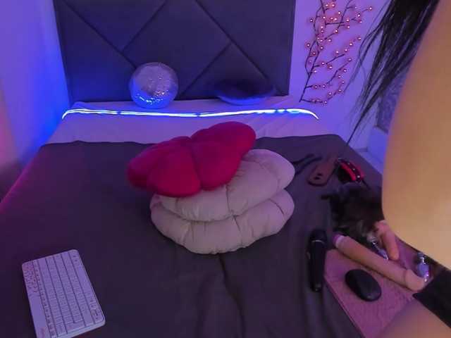 CassieEvans live cam on BongaCams