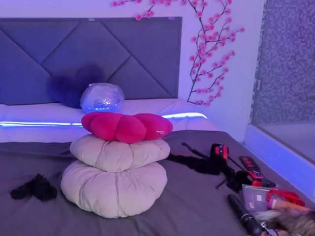 CassieEvans live cam on BongaCams