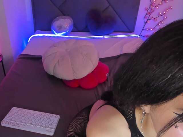 CassieEvans live cam on BongaCams