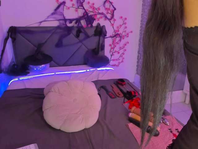 CassieEvans live cam on BongaCams