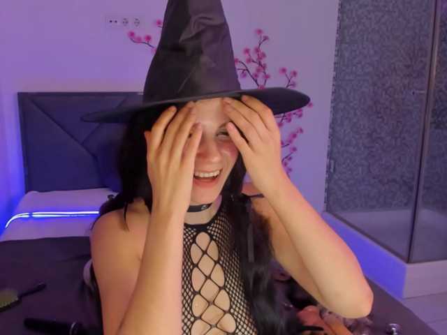 CassieEvans live cam on BongaCams