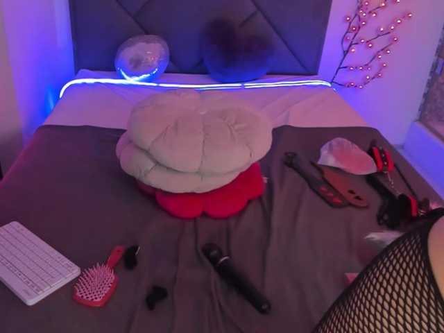 CassieEvans live cam on BongaCams
