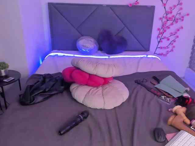 CassieEvans Live Webcam on BongaCams