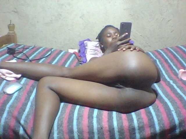 sexydiva22 live cam on BongaCams