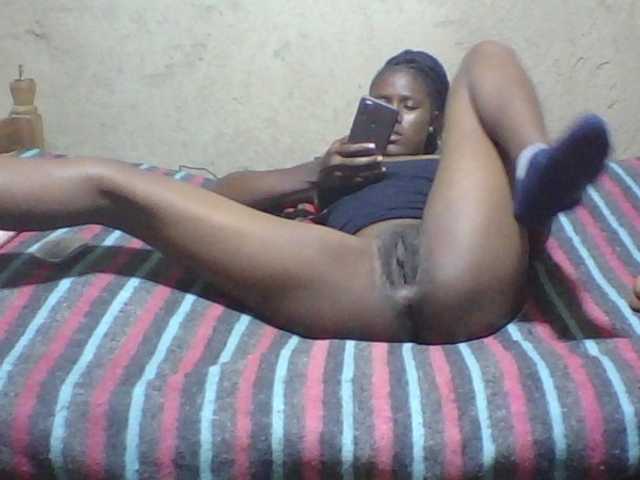 sexydiva22 live cam on BongaCams