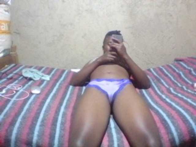 sexydiva22 live cam on BongaCams