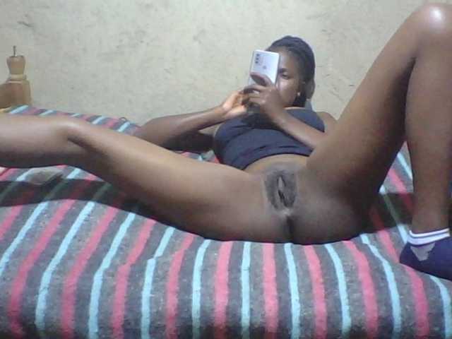 sexydiva22 live cam on BongaCams