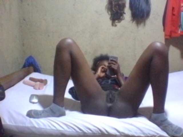 sexydiva22 live cam on BongaCams