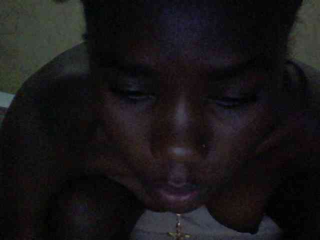 queencharry22 webcam