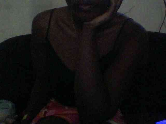 queencharry22 webcam