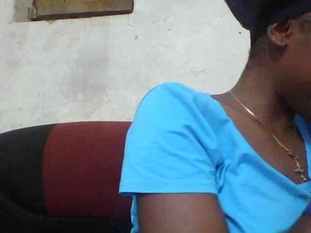 queencharry22 webcam