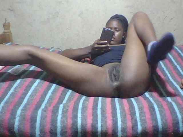 queencharry22 webcam