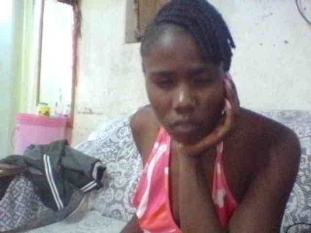 queencharry22 webcam