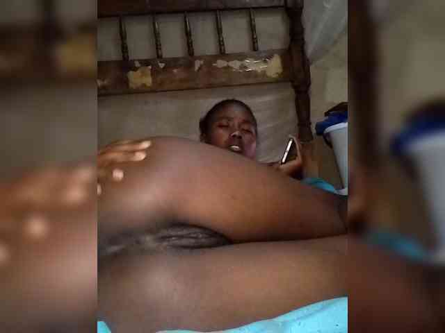 queencharry22 webcam