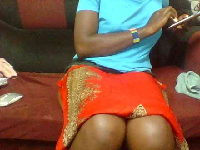 queencharry22 webcam