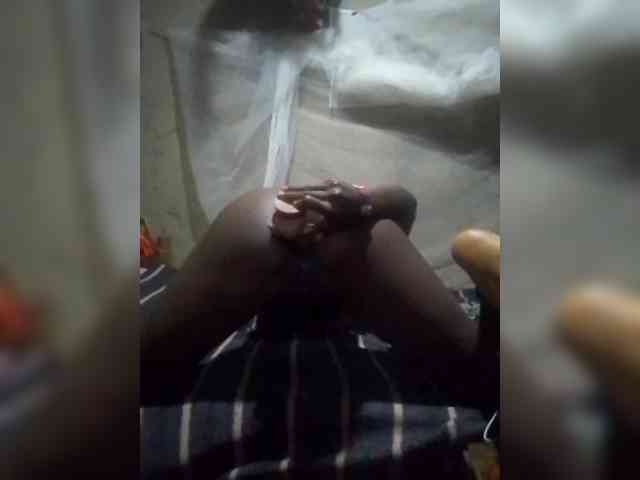 queencharry22 webcam