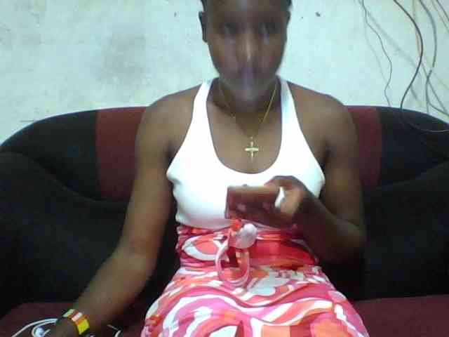 queencharry22 webcam