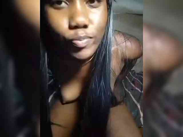 queencharry22 webcam
